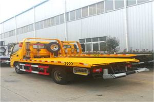 遂溪附近拖车救援搭电